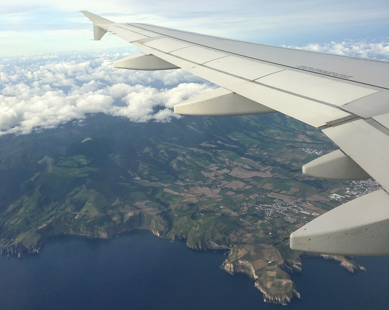 Viajar para os Açores por avião