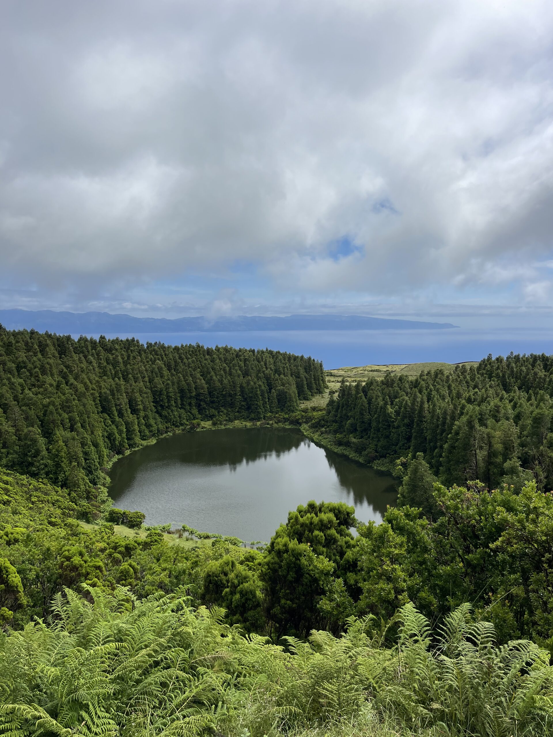 Tripix — Secret Lagoons and Lava Caves no Pico