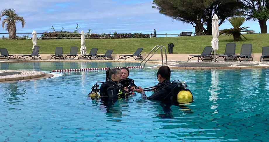 Espírito Azul — open water diver em São Miguel