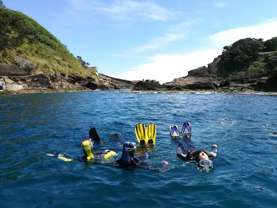 Espírito Azul — snorkeling no Ilhéu de Vila Franca em São Miguel